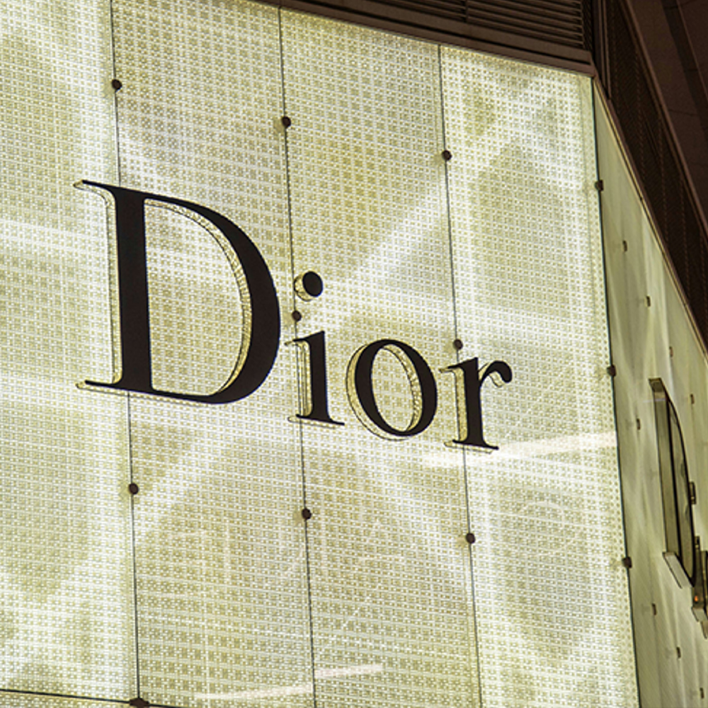 DIOR